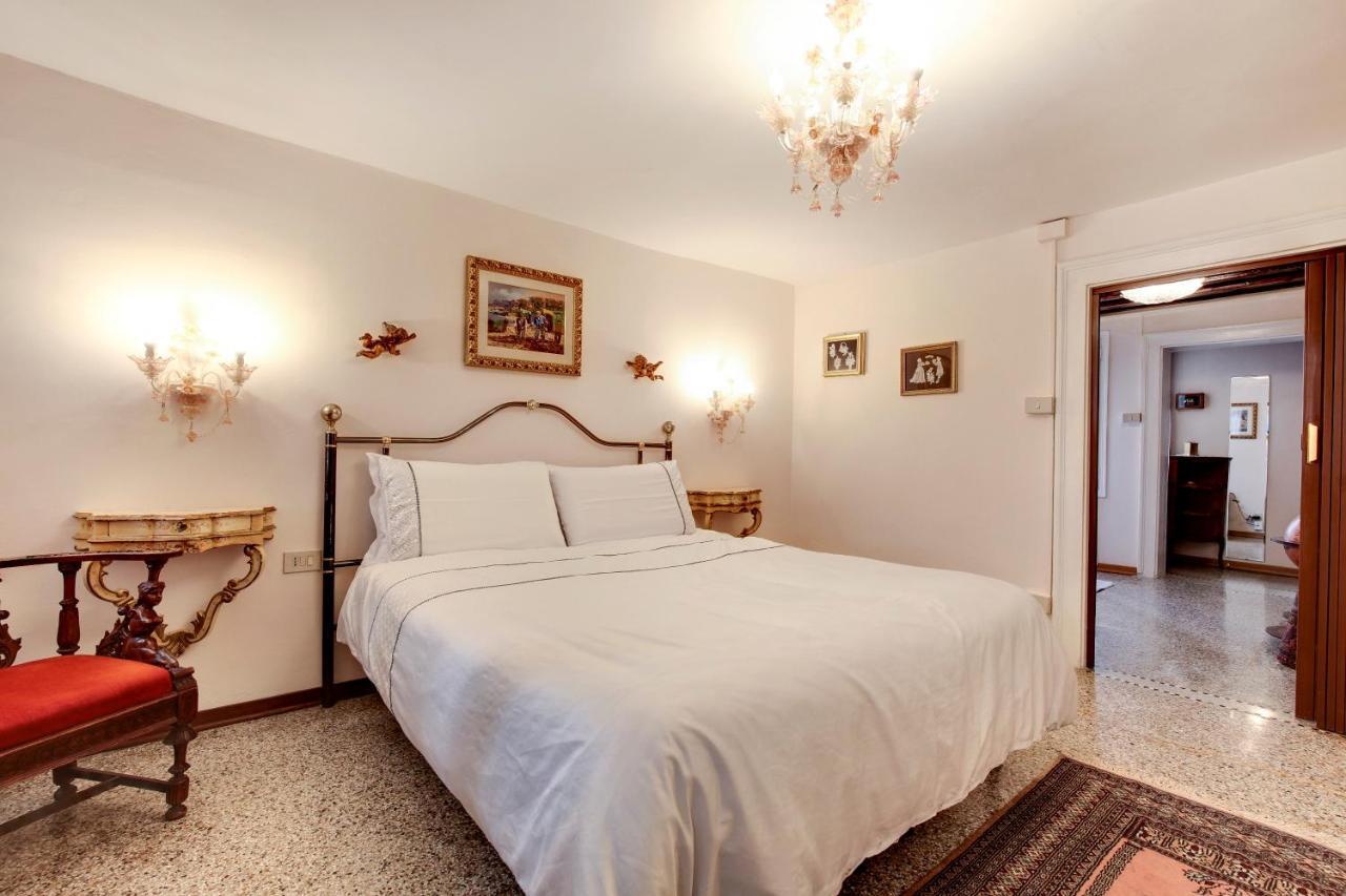 Ca' Apostoli Appartement Venetië Buitenkant foto